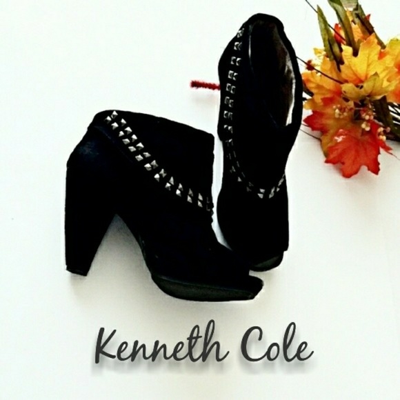 Kenneth Cole Reaction Shoes - 💣 Clearance Kenneth Cole Reaction Studded Booties